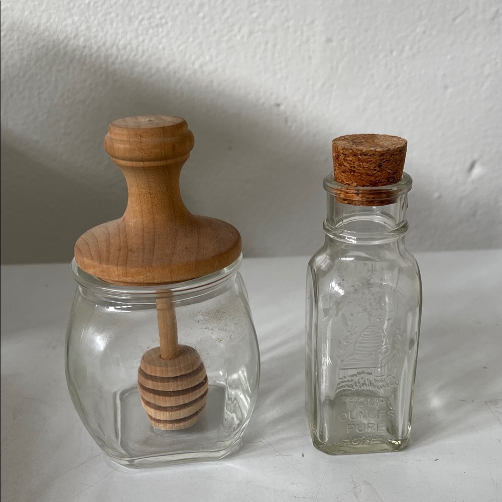 Wood and Glass Honey Jar with Dipper